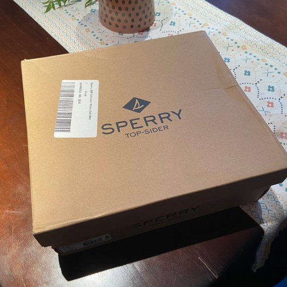 Sperry - Women's 'Saltwater - Quilted' Duck Boot - Picture 4 of 4